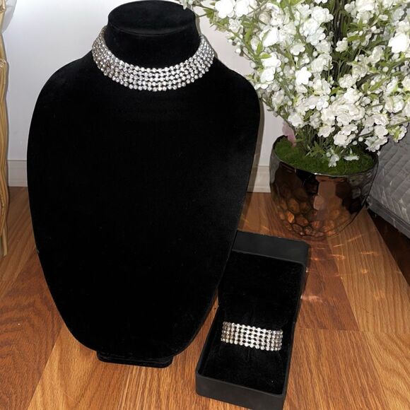 Vintage Rhinestone Necklace & Bracelet Set - Picture 1 of 8